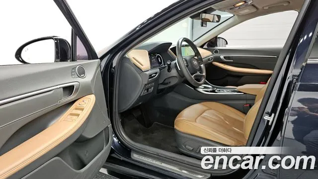 Hyundai Sonata 2021 — фото 13