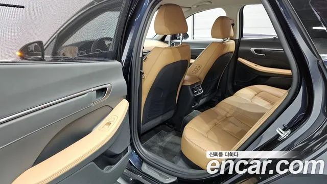 Hyundai Sonata 2021 — фото 16