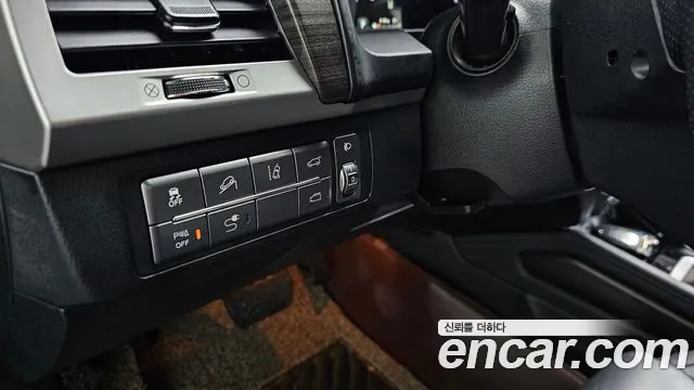 KG_Mobility_Ssangyong Rexton 2018 — фото 14