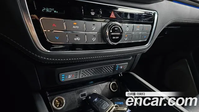KG_Mobility_Ssangyong Rexton 2018 — фото 17