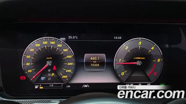 Mercedes-Benz CLS-Class 2020 — фото 10