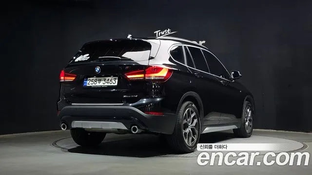 BMW X1 2021 — фото 2
