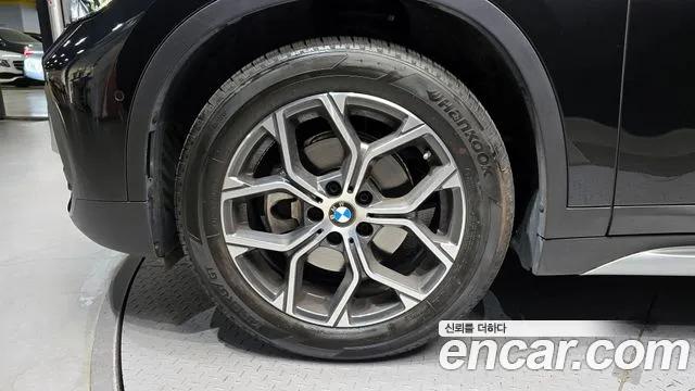 BMW X1 2021 — фото 5
