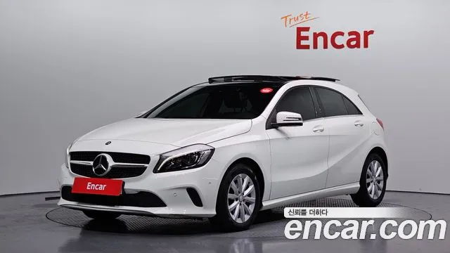 Mercedes-Benz A-Class 2017 — фото 1