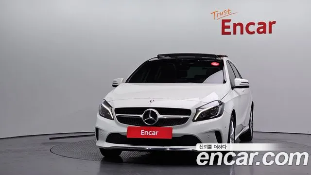 Mercedes-Benz A-Class 2017 — фото 3