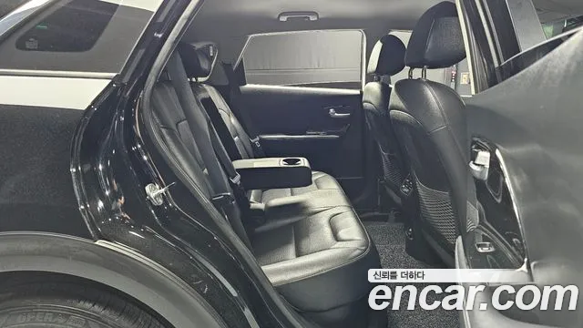 Kia Niro 2017 — фото 11