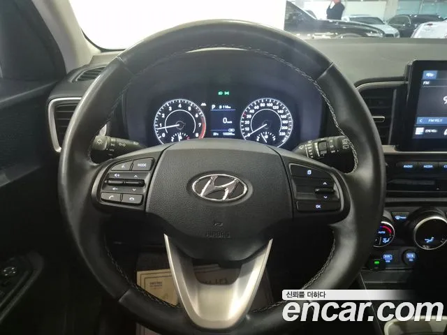 Hyundai Venue 2020 — фото 15