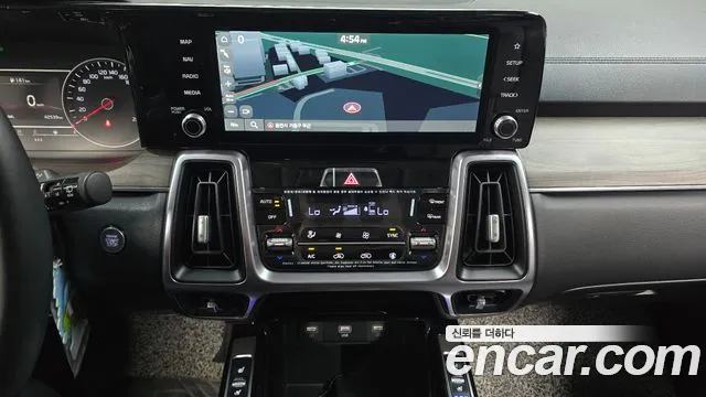Kia Sorento 2023 — фото 19