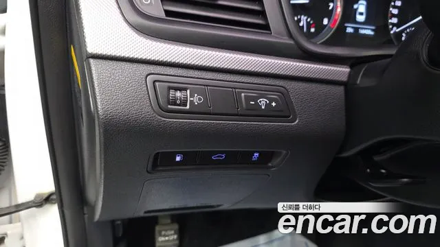 Hyundai Sonata 2018 — фото 14