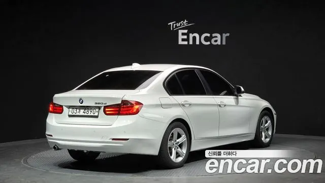 BMW 3-Series 2015 — фото 2