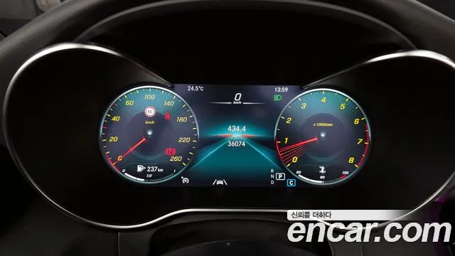 Mercedes-Benz C-Class 2020 — фото 11