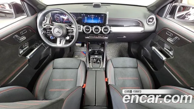 Mercedes-Benz GLB-Class 2024 — фото 10