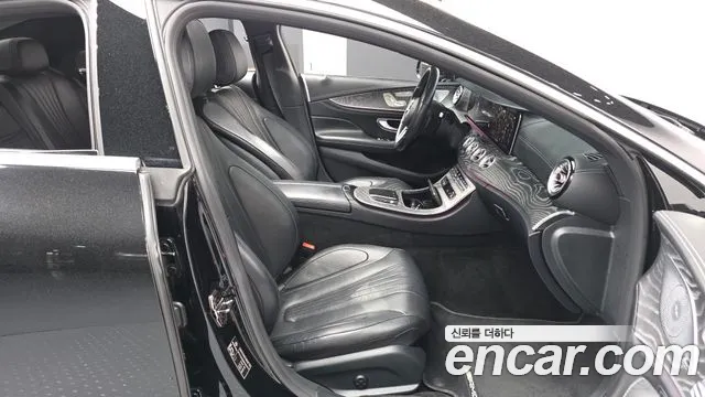 Mercedes-Benz CLS-Class 2021 — фото 11