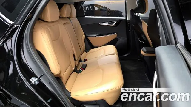Kia EV6 2023 — фото 17