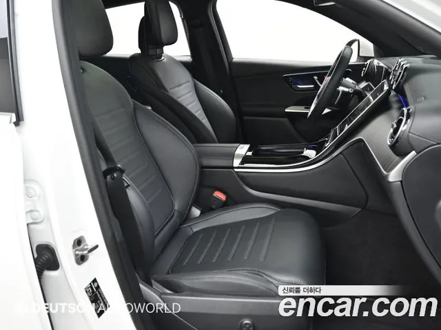 Mercedes-Benz GLC-Class 2024 — фото 10