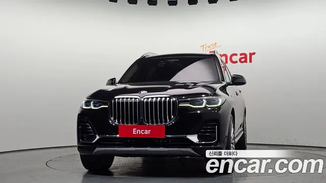 BMW X7 2022 — фото 3