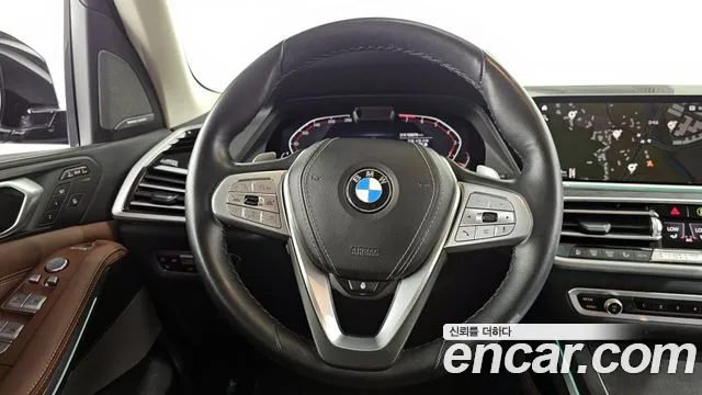 BMW X7 2022 — фото 13