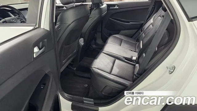 Hyundai Tucson 2016 — фото 17