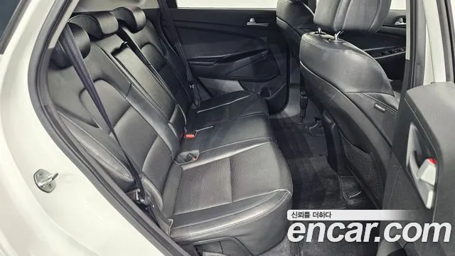 Hyundai Tucson 2016 — фото 18