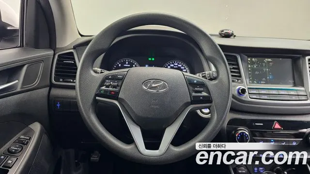 Hyundai Tucson 2016 — фото 19