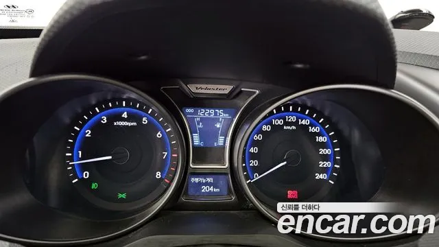 Hyundai Veloster 2015 — фото 11