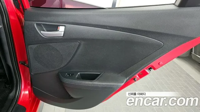 Hyundai Veloster 2015 — фото 15
