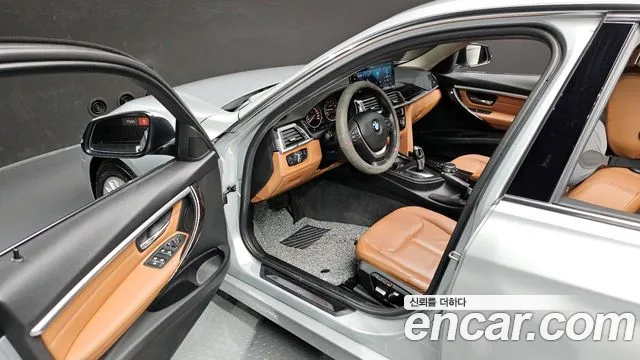 BMW 3-Series 2017 — фото 10