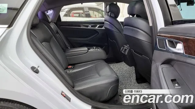 Hyundai Genesis 2015 — фото 18