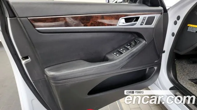 Hyundai Genesis 2015 — фото 14