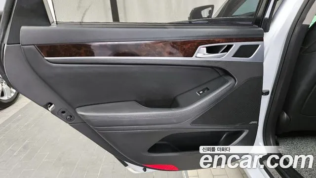 Hyundai Genesis 2015 — фото 15