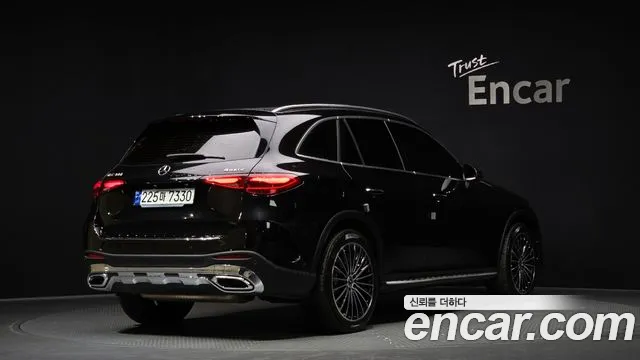 Mercedes-Benz GLC-Class 2023 — фото 2
