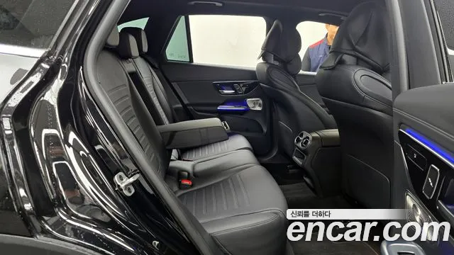 Mercedes-Benz GLC-Class 2023 — фото 18