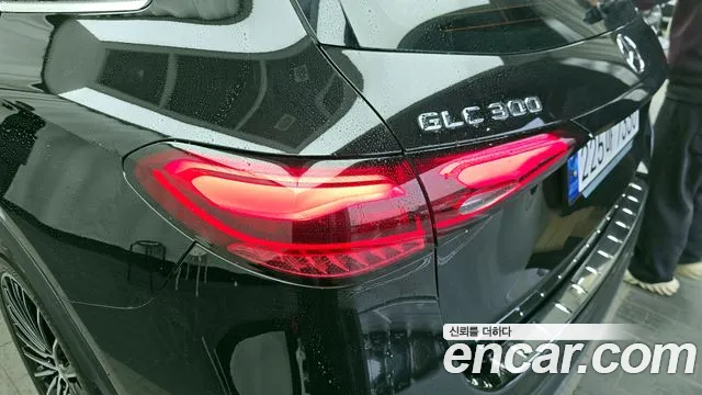 Mercedes-Benz GLC-Class 2023 — фото 9