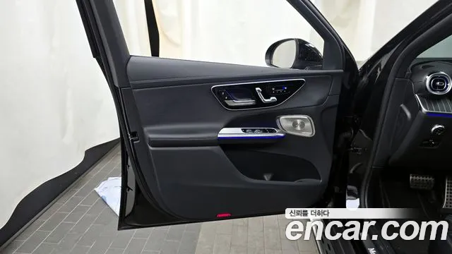 Mercedes-Benz GLC-Class 2023 — фото 14