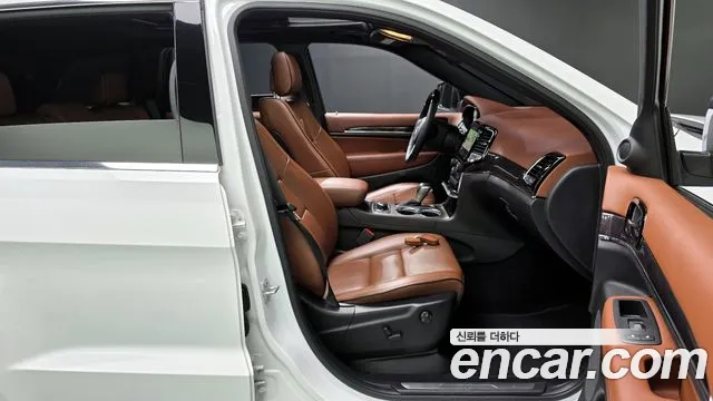 Jeep Cherokee 2021 — фото 16