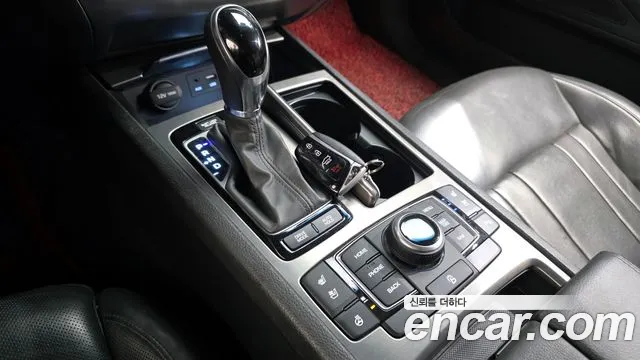 Hyundai Genesis 2015 — фото 9