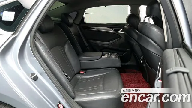 Hyundai Genesis 2015 — фото 11