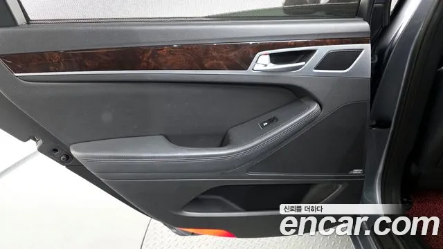Hyundai Genesis 2015 — фото 20