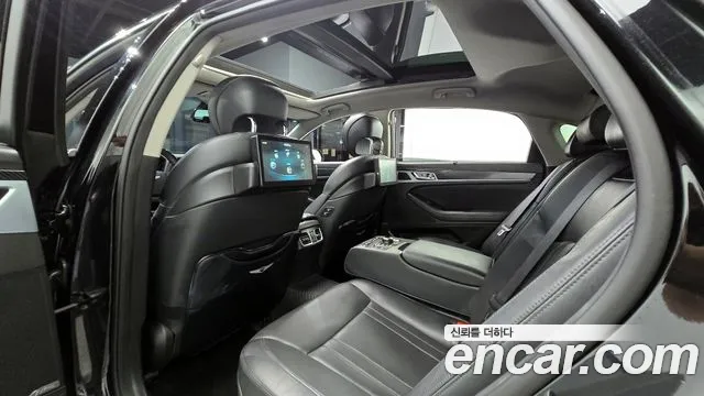 Hyundai Genesis 2016 — фото 18