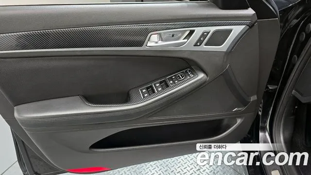 Hyundai Genesis 2016 — фото 14