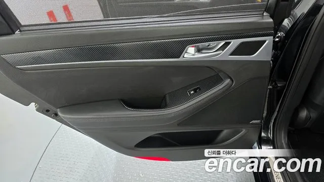 Hyundai Genesis 2016 — фото 15