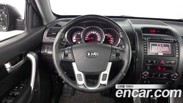 Kia Sorento 2011 — фото 13
