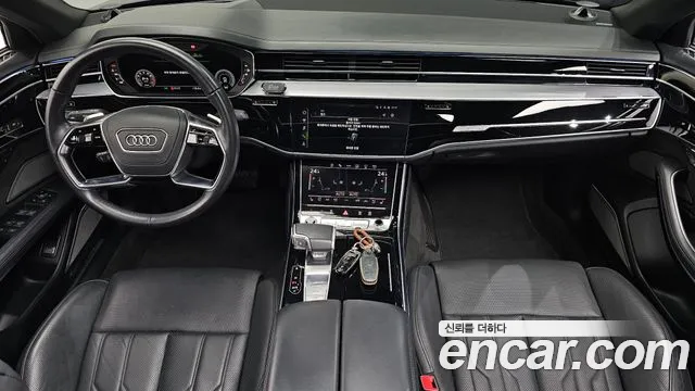 Audi A8 2021 — фото 10