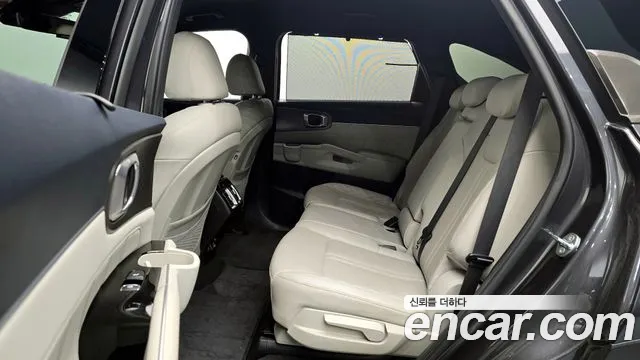 Kia Sorento 2021 — фото 12