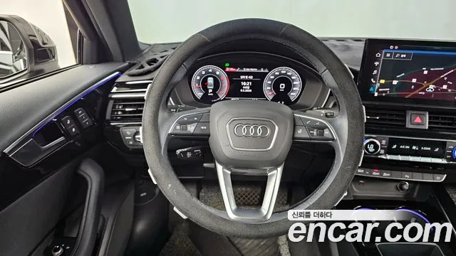 Audi A4 2021 — фото 13