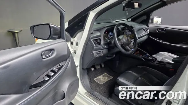 Nissan Leaf 2019 — фото 13