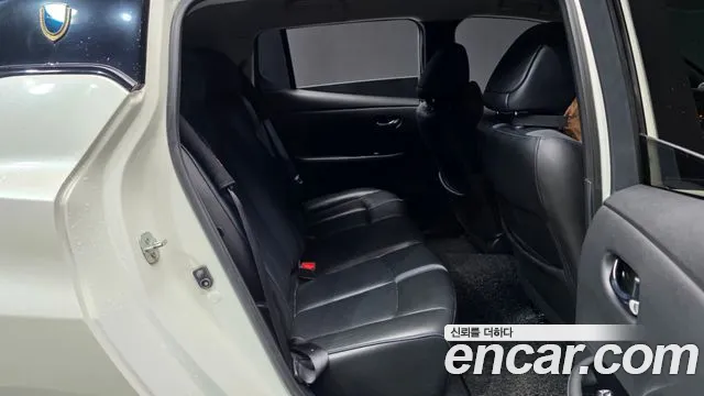 Nissan Leaf 2019 — фото 18
