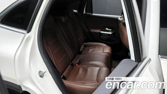 Mercedes-Benz GLA-Class 2020 — фото 17