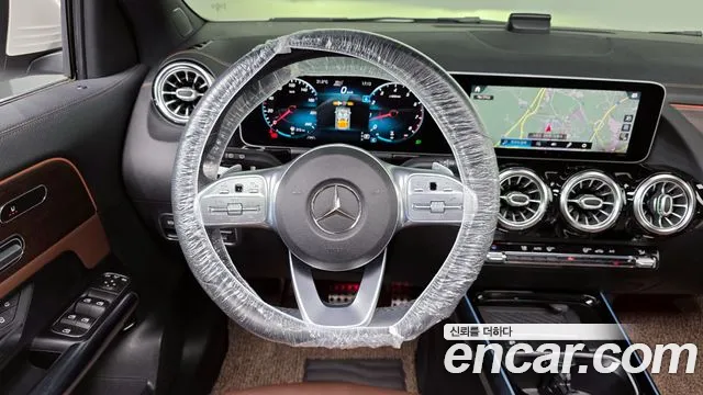 Mercedes-Benz GLA-Class 2020 — фото 19
