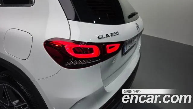 Mercedes-Benz GLA-Class 2020 — фото 9